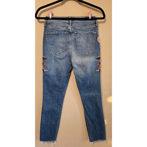 Abercrombie Fitch Simone High Rise Ankle Jeans Floral Embroidery Size 27 - Picture 2 of 3
